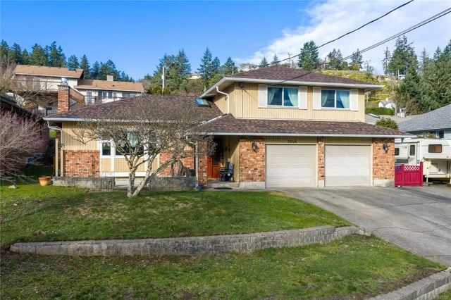 1448 Rose Ann Dr, Nanaimo