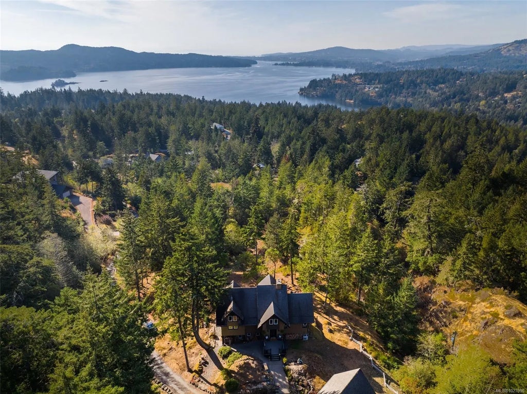 4920 Nagle Rd, Sooke