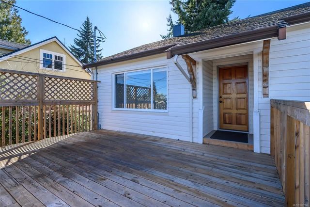 2 of 39 - 649 Mcphee Ave, Courtenay, BC