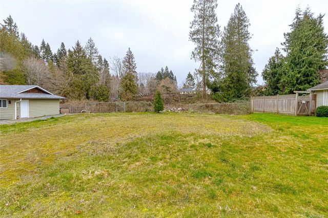 5 of 18 - 493 Pioneer Cres 24, Parksville, BC