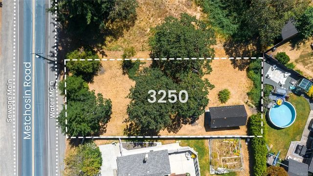 4 of 23 - 3250 Metchosin Rd, Colwood, BC