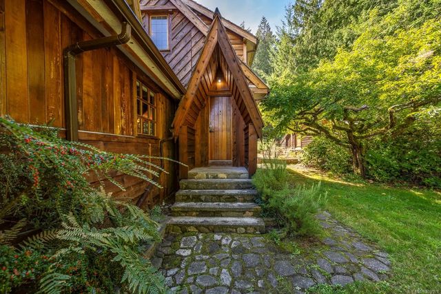 3 of 55 - 6300 Anderson Dr, Hornby Island, BC