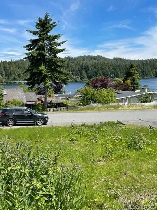 5 of 6 - 6110 Hunt St, Port Hardy, BC