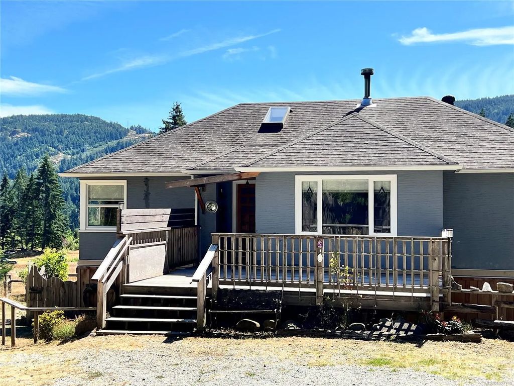 133 Baker Rd, Salt Spring