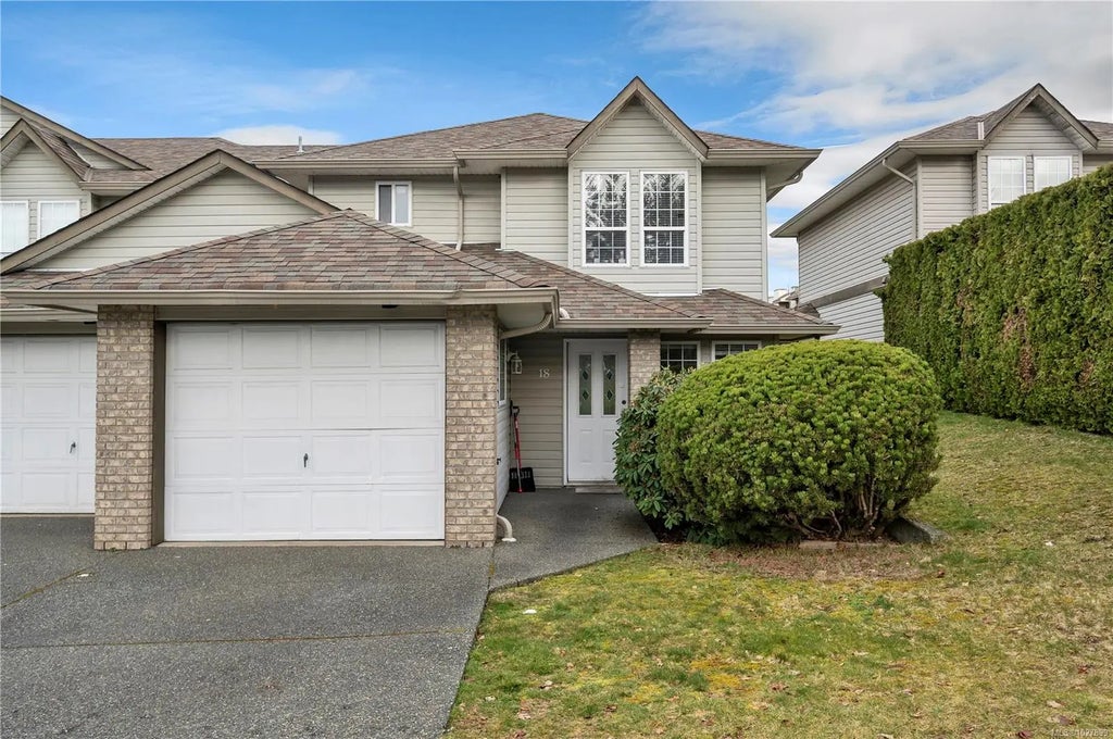 772 Robron Rd 18, Campbell River