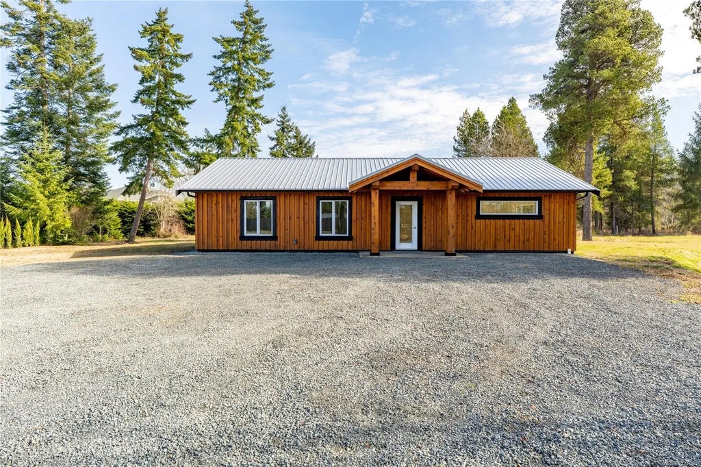 3365 Ponderosa Way, Qualicum Beach