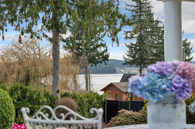 3 of 74 - 5909 Garvin Rd, Union Bay, BC