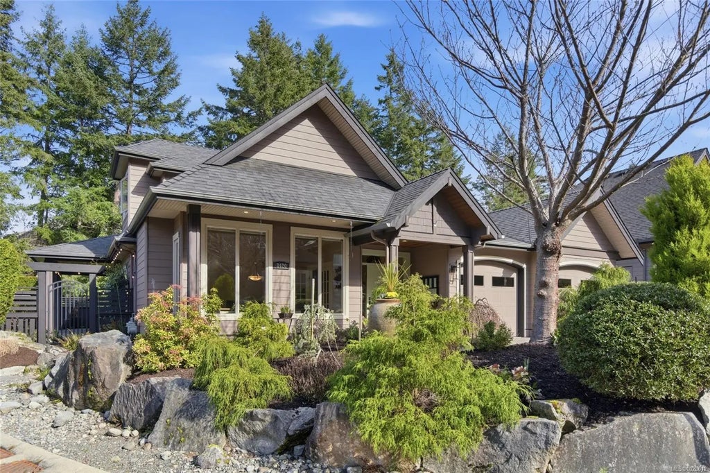 3420 Bradner Cir, Nanoose Bay