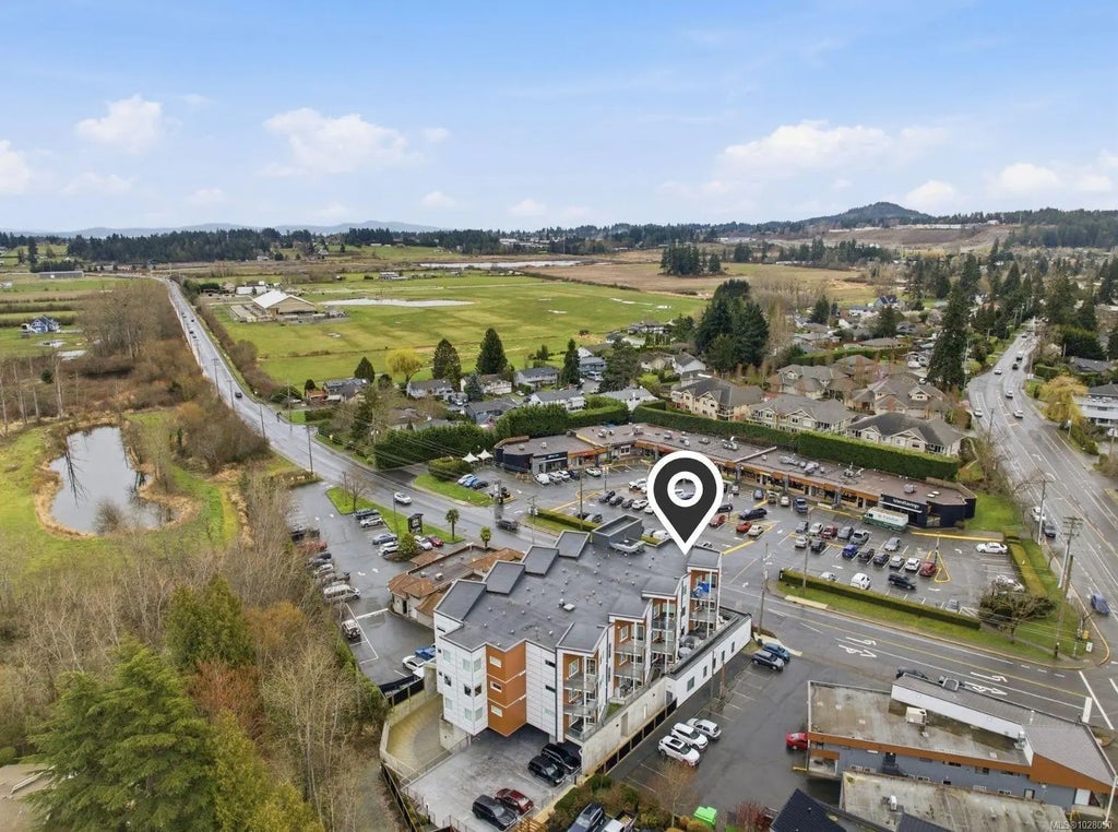 7098 Wallace Dr 301, Central Saanich