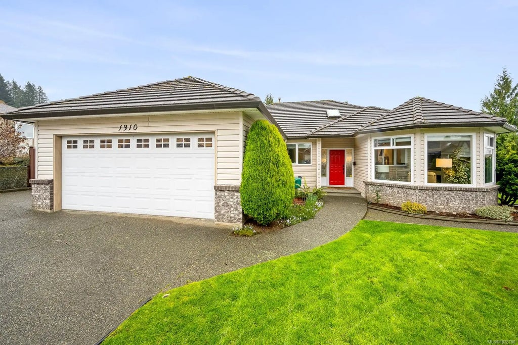 1310 Pheasant Pl, Courtenay