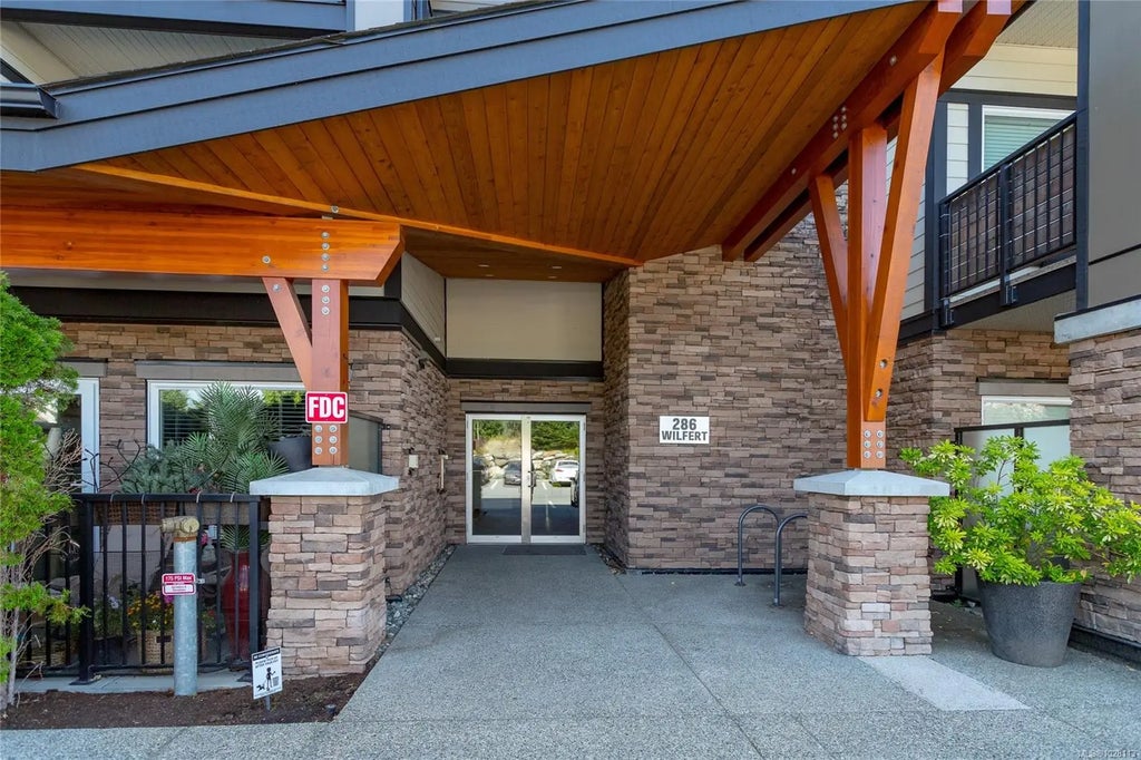 286 Wilfert Rd 308, View Royal