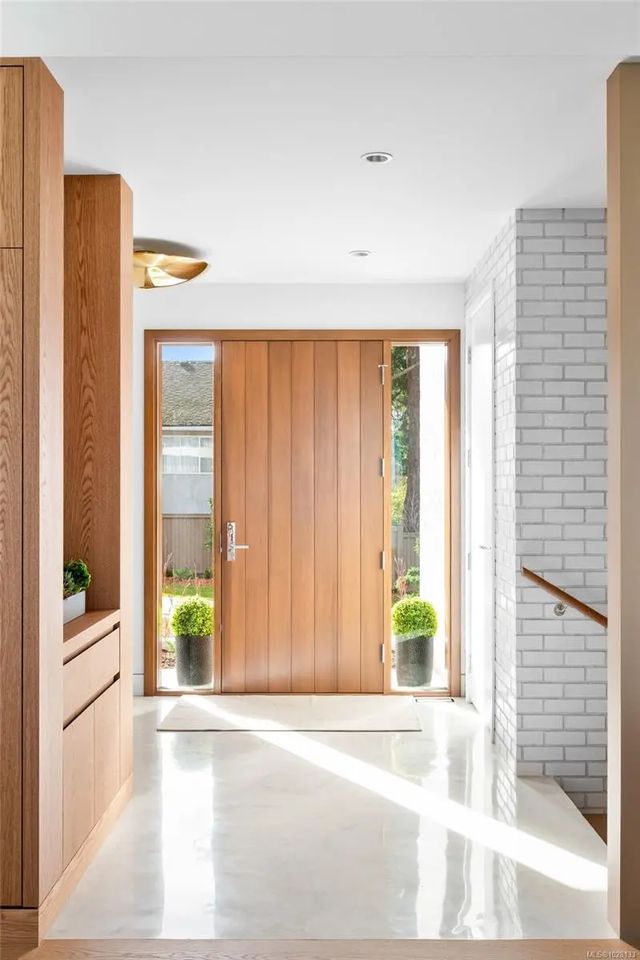 4 of 78 - 4570 Bissenden Pl, Saanich, BC