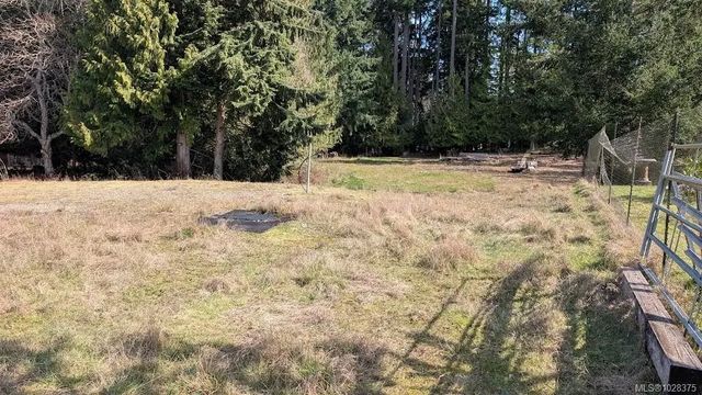 4 of 6 - 95 Lighthouse Dr, Bowser, BC