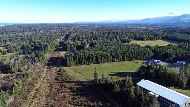 3 of 9 - 575 Horne Lake Rd, Qualicum Beach, BC