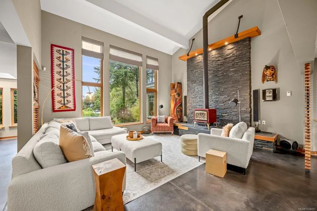 5 of 72 - 1257 Lynn Rd, Tofino, BC