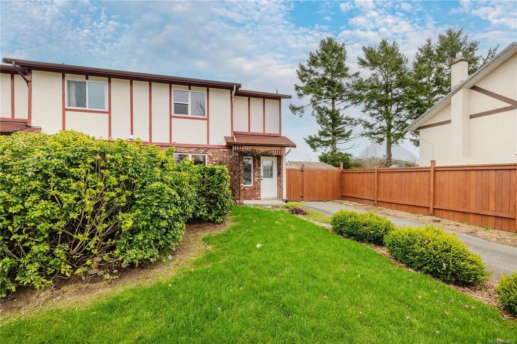 363 Pooley Pl, Esquimalt