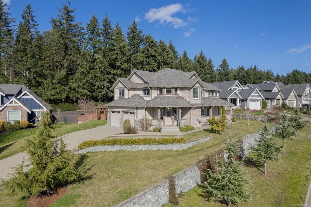 885 Pratt Rd, Mill Bay