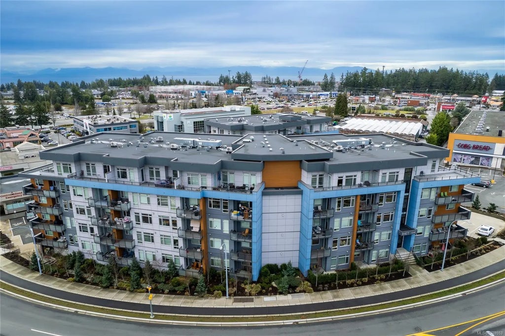 6540 Metral Dr 202, Nanaimo