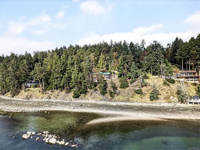 5 of 43 - 300 Old Scott Rd, Salt Spring, BC