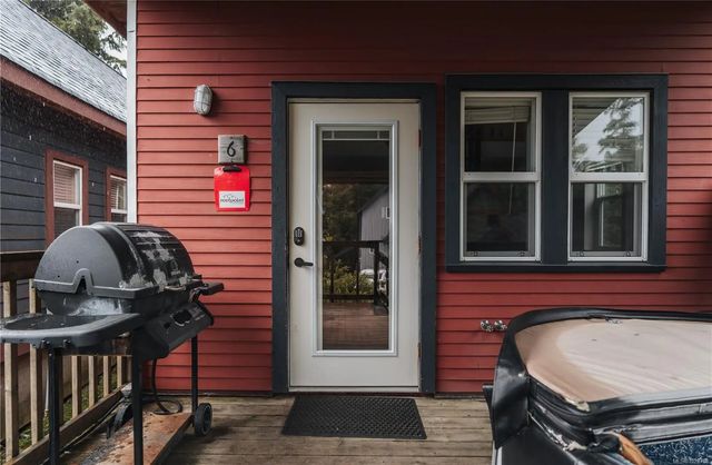 2 of 21 - 1032 Tyee Terr 6, Ucluelet, BC