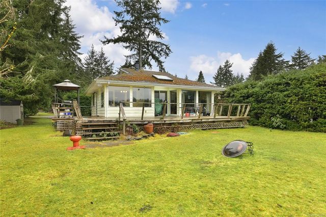 2 of 36 - 506 Arbutus Dr, Mayne Island, BC