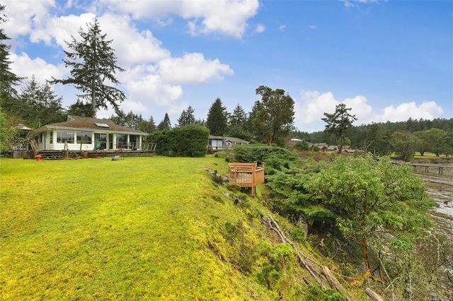 3 of 36 - 506 Arbutus Dr, Mayne Island, BC
