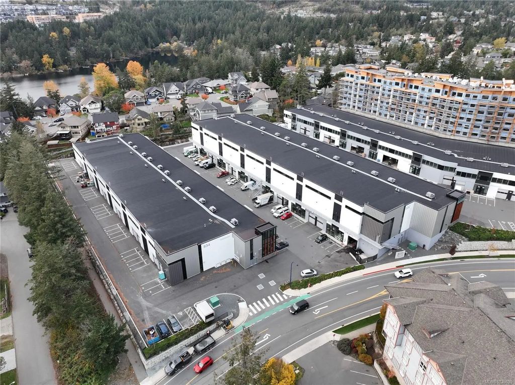 832 Mccallum Rd 219, Langford