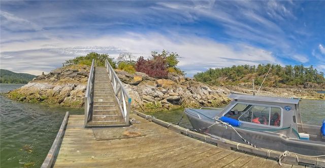 3 of 34 - Lot A Twilight Island, Salt Spring, BC