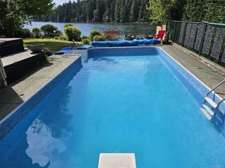 4712 Shell Beach Rd, Ladysmith