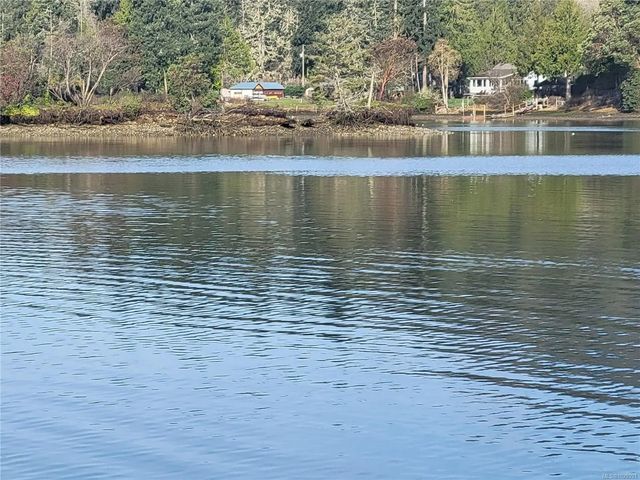 4 of 39 - 5301 Sooke Rd, Sooke, BC