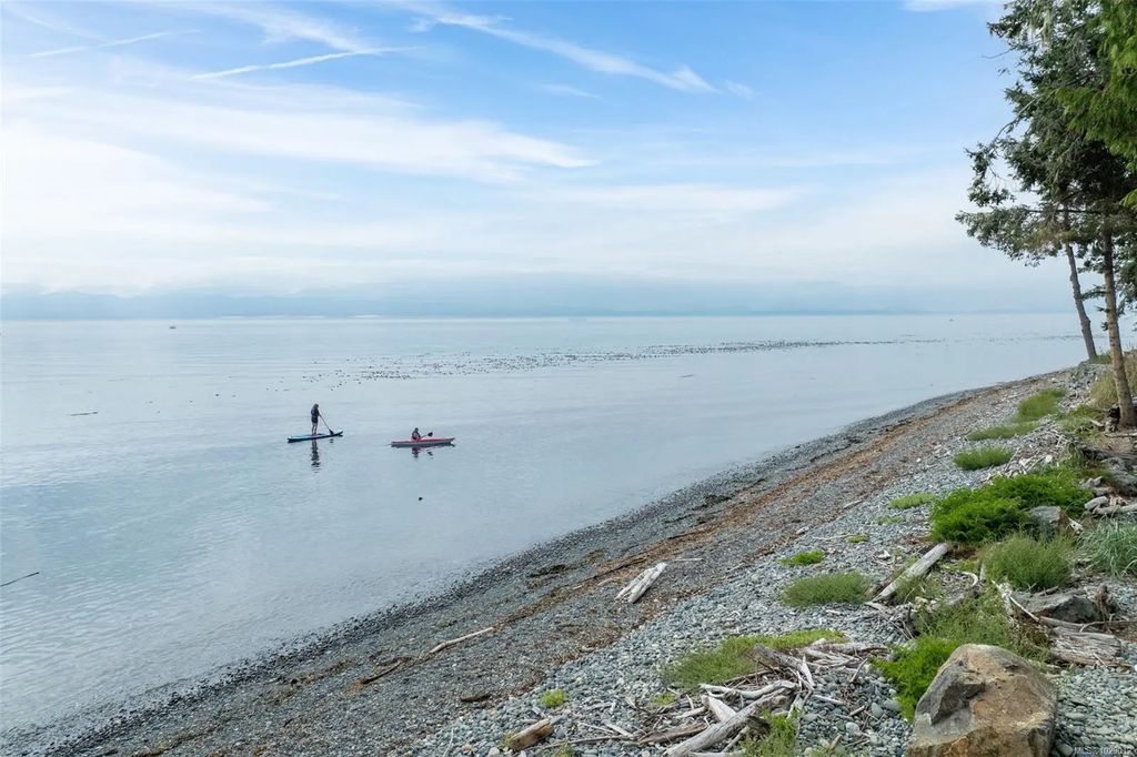 8801 West Coast Rd, Sooke