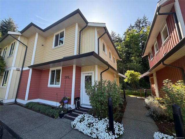 9880 Napier Pl 205, Chemainus