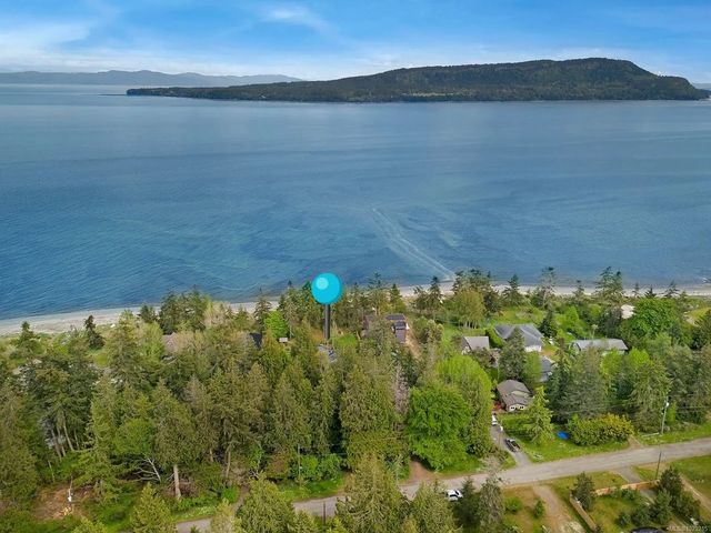 4 of 47 - 1550 Dalziel Rd, Denman Island, BC