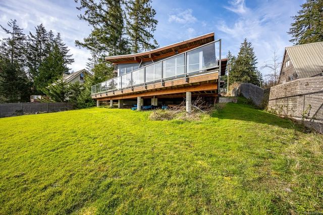 3 of 25 - 3870 East Rd, Denman Island, BC