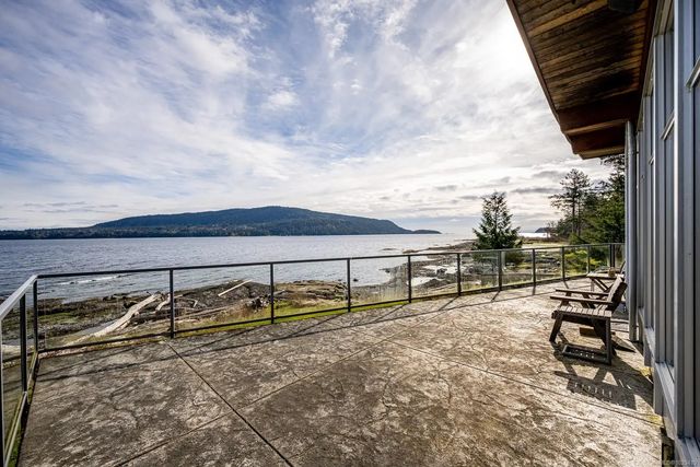 4 of 25 - 3870 East Rd, Denman Island, BC