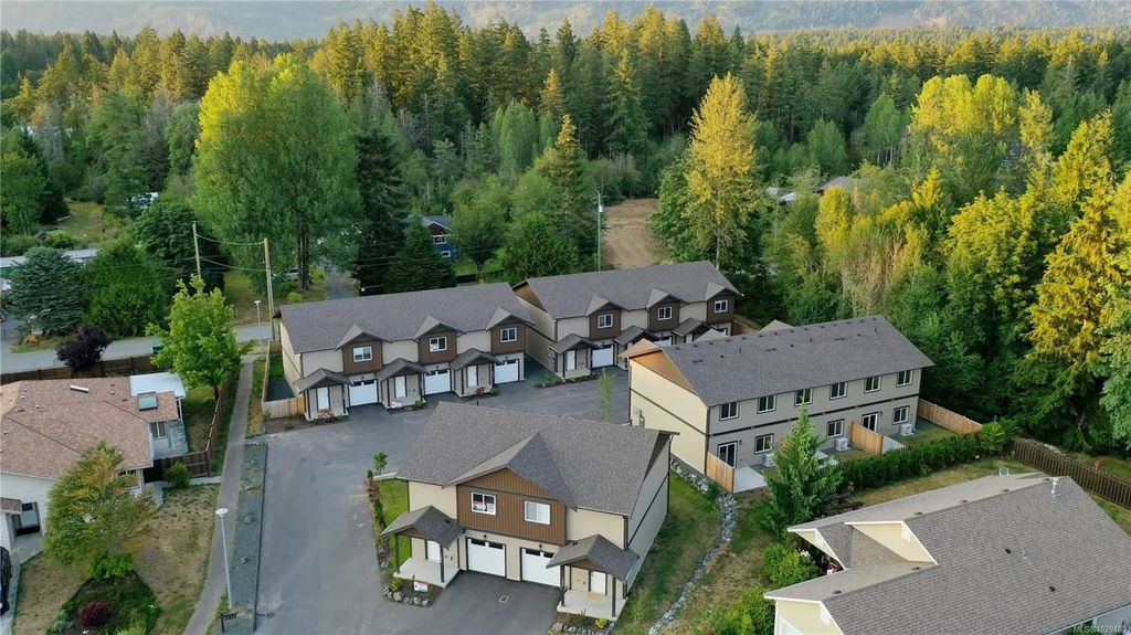 5535 Woodland Cres E 105, Port Alberni