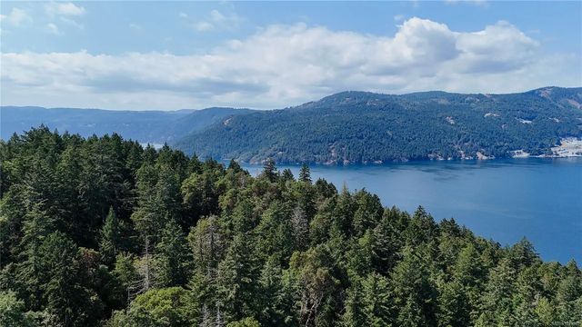 5 of 31 - Lot 2 & 4 Willis Point Rd, Central Saanich, BC