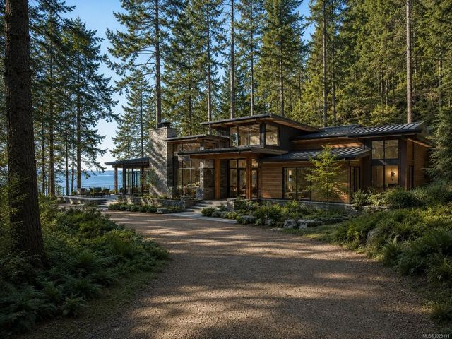 3 of 69 - 4800 Mcguffie Rd, Nanaimo, BC