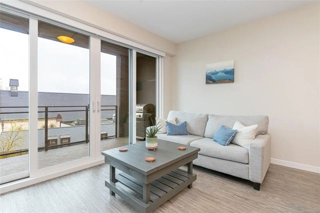 5 of 35 - 91 Chapel St 406, Nanaimo, BC