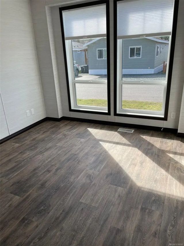 5 of 7 - 1720 Whibley Rd 59, Coombs, BC