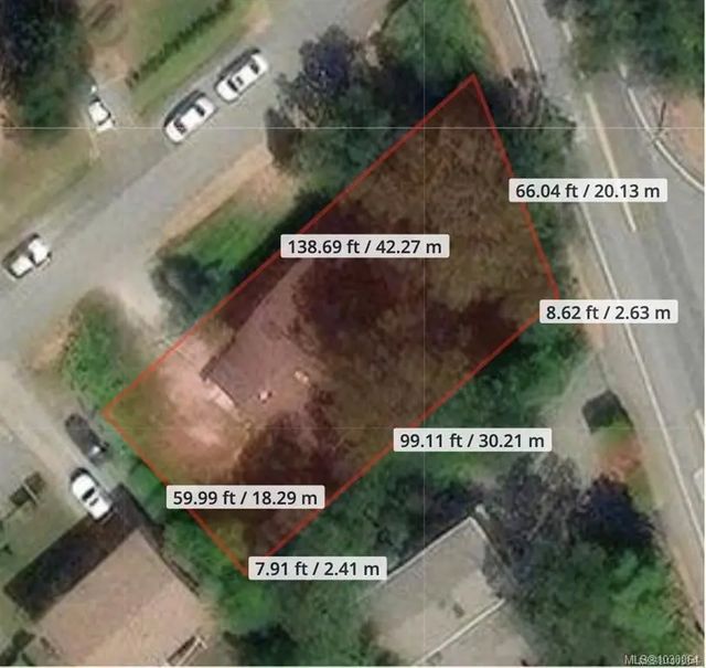 2 of 2 - 1279 Burnside Rd W, View Royal, BC