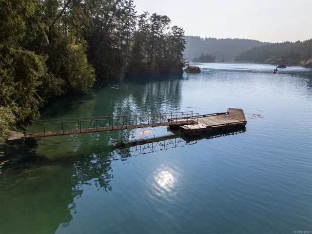 4 of 44 - 8807 Ainslie Point Rd, Pender Island, BC