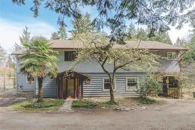 2 of 58 - 821 Fulford-ganges Rd, Salt Spring, BC