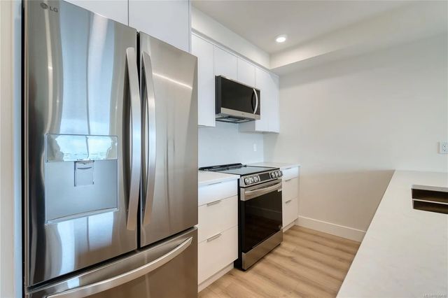 5 of 41 - 45 Haliburton St 404, Nanaimo, BC