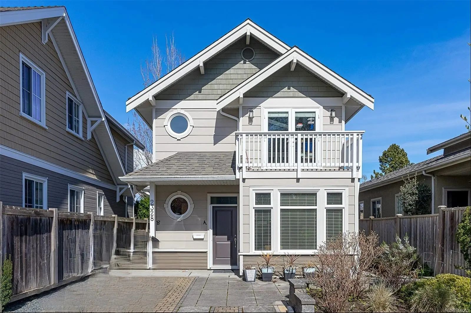 Sidney Homes for Sale in the neighborhood of  in the Zipcode of V8L 0B5