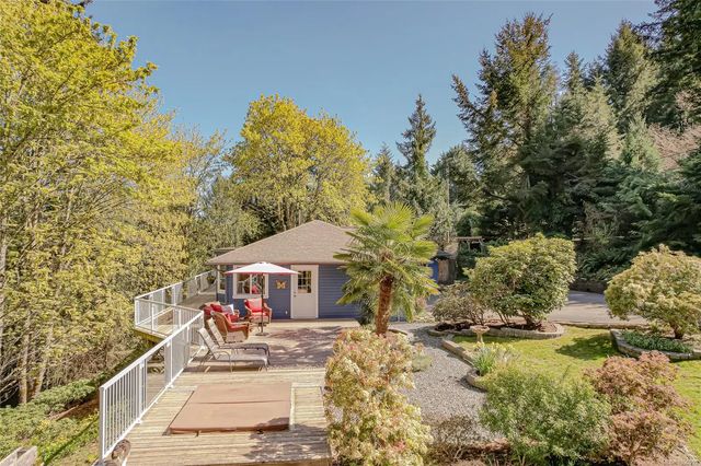 4 of 40 - 170 Woodland Dr, Salt Spring, BC