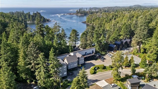 2 of 22 - 1002 Peninsula Rd 19, Ucluelet, BC
