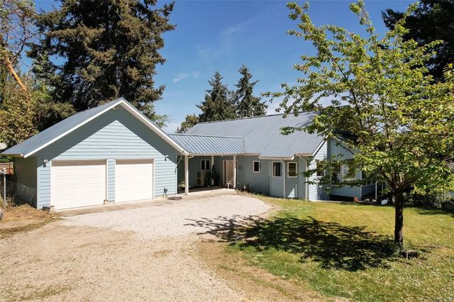 3 of 37 - 207 Welbury Dr, Salt Spring, BC