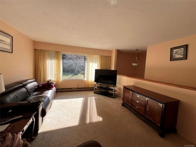 2 of 29 - 181 Boston Rd, Tahsis, BC