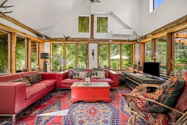 2 of 35 - 7555 Central Rd, Hornby Island, BC